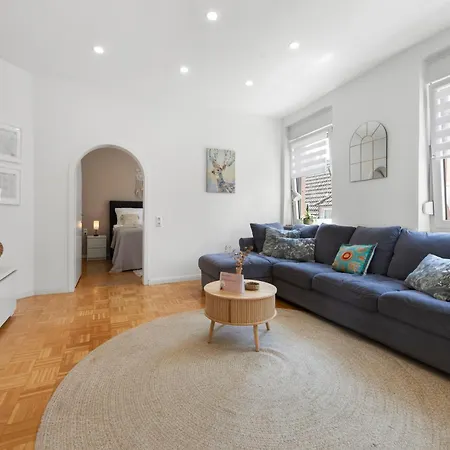 Cozy - Lage - Kingsize Betten - Parkplatz - Balkon - Netflix 阿沙芬堡